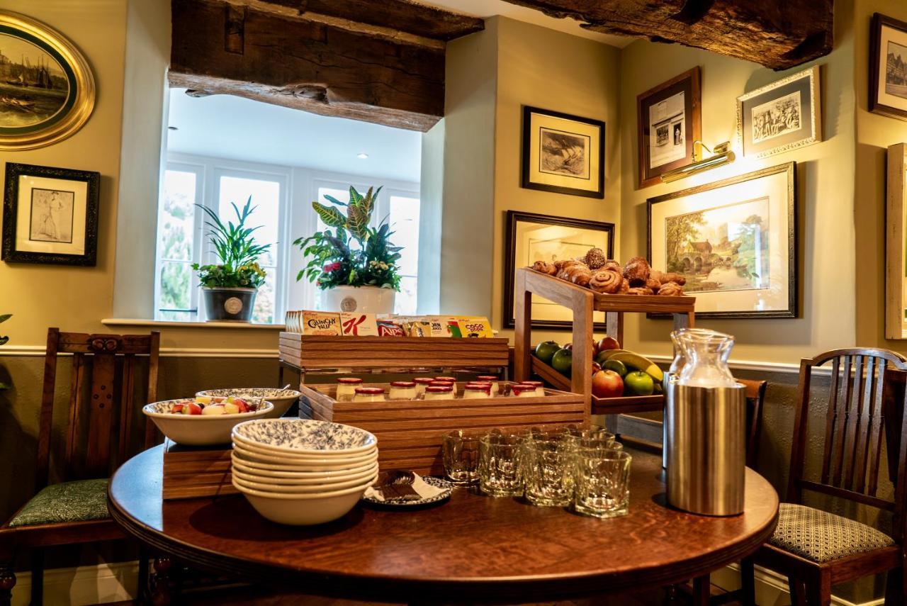 The Highdown - Brunning And Price Hotel Уърдинг Екстериор снимка