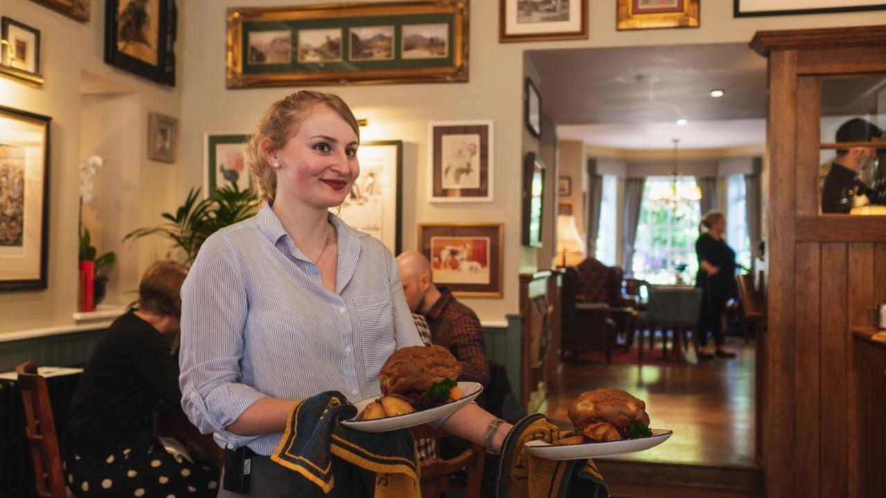The Highdown - Brunning And Price Hotel Уърдинг Екстериор снимка