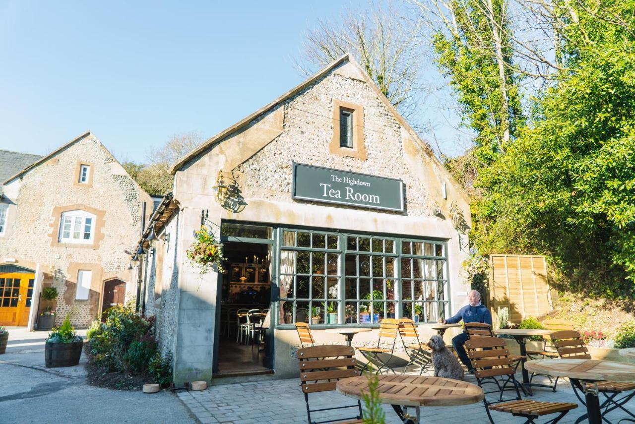 The Highdown - Brunning And Price Hotel Уърдинг Екстериор снимка