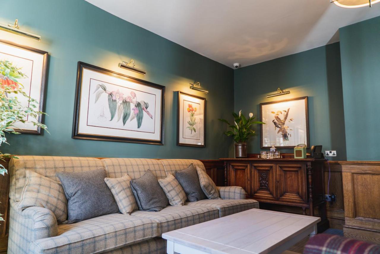The Highdown - Brunning And Price Hotel Уърдинг Екстериор снимка